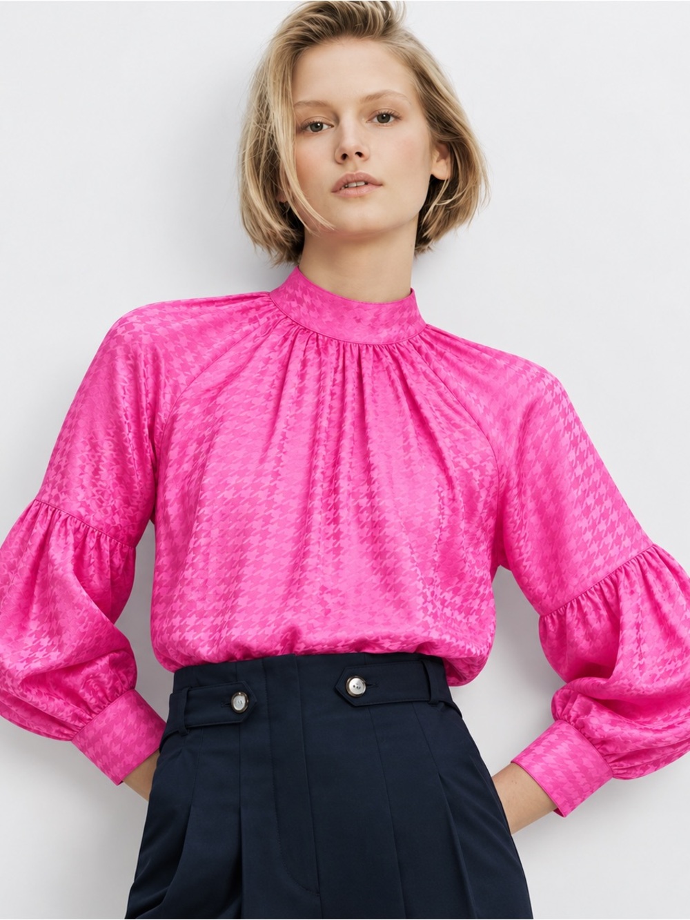 Veronica Beard Cicely Pink Houndstooth Jacquard 100% Silk Blouse Size 6